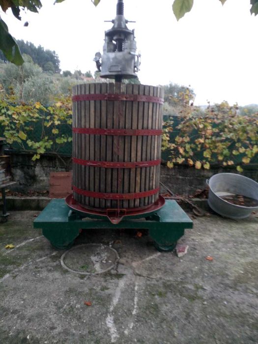 Prensa hidráulica para vinho