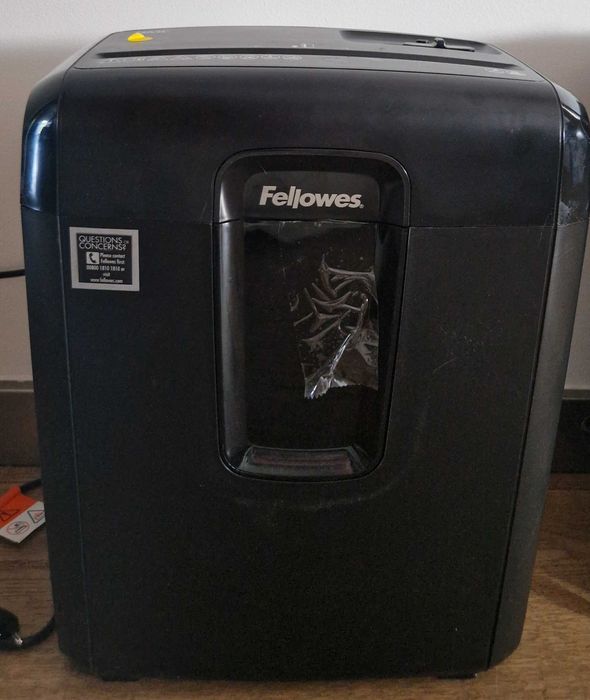 Niszczarka Fellowes  8MC uszkodzona