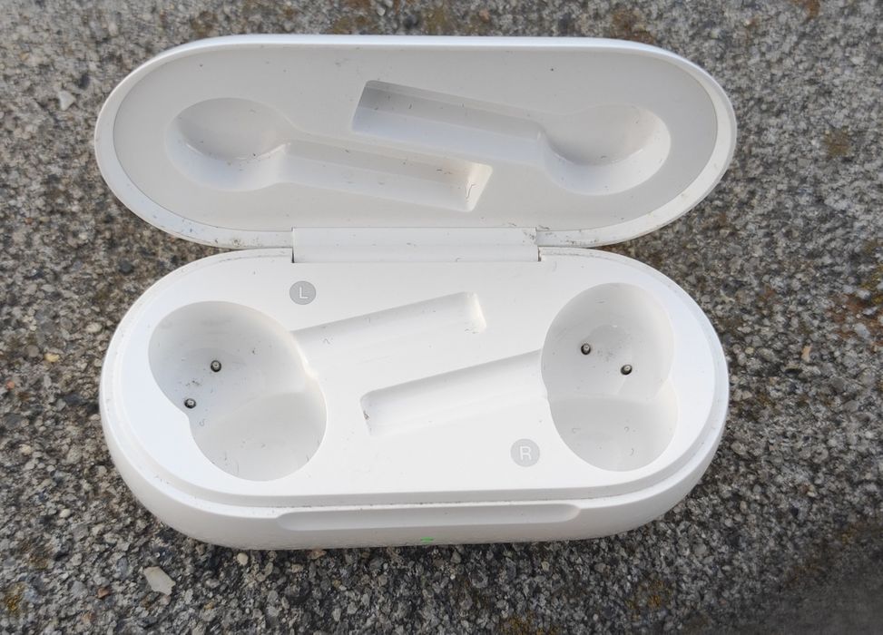 Футляр(кейс) для навушників ONEPLUS