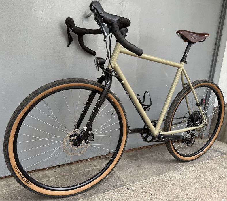 Гравійний велосипед VSF, вилка Surly, розмір L 57см, GRX810, Brooks