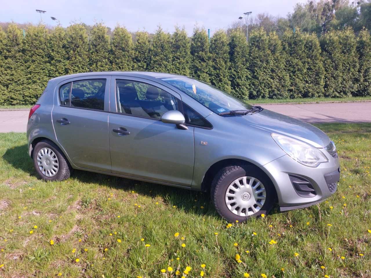 Sprzedam Opel Corsa - stan bdb