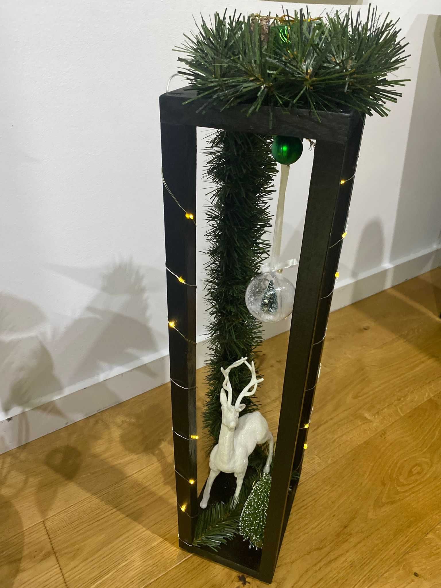 Lampion świąteczny bożonarodzeniowy stroik choinka LED 65 x 20 x 15 cm