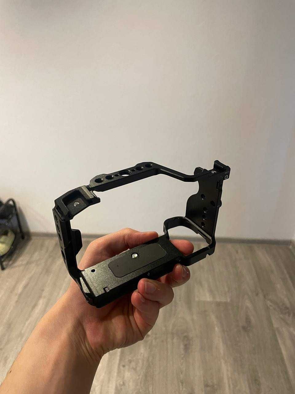 Продам SmallRig Cage Kit для Sony A6700 (4336)