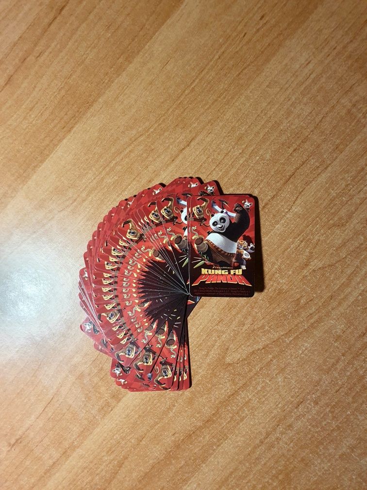 Karty "Kung Fu Panda" do gry w wojnę (Top Trumps)