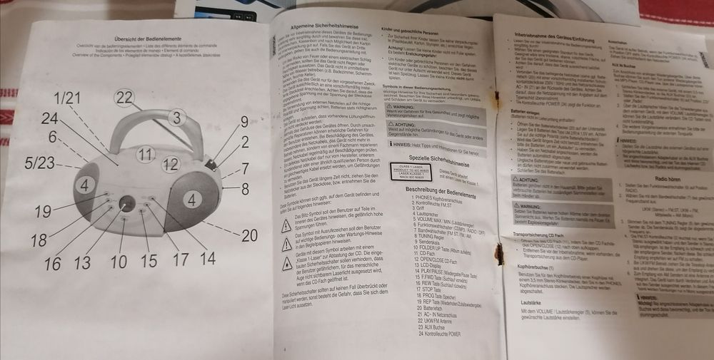 Магнітола переносна  CLATRONIC SR 757 CD/MP 3