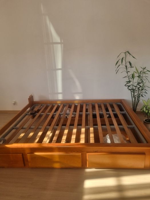 Cama de casal 1.60