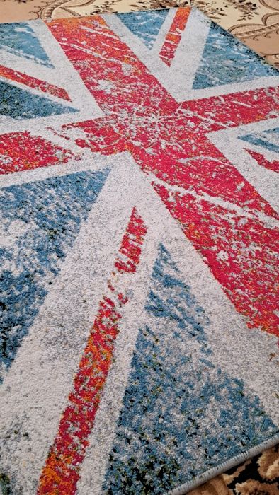 Килим на підлогу/ ковер