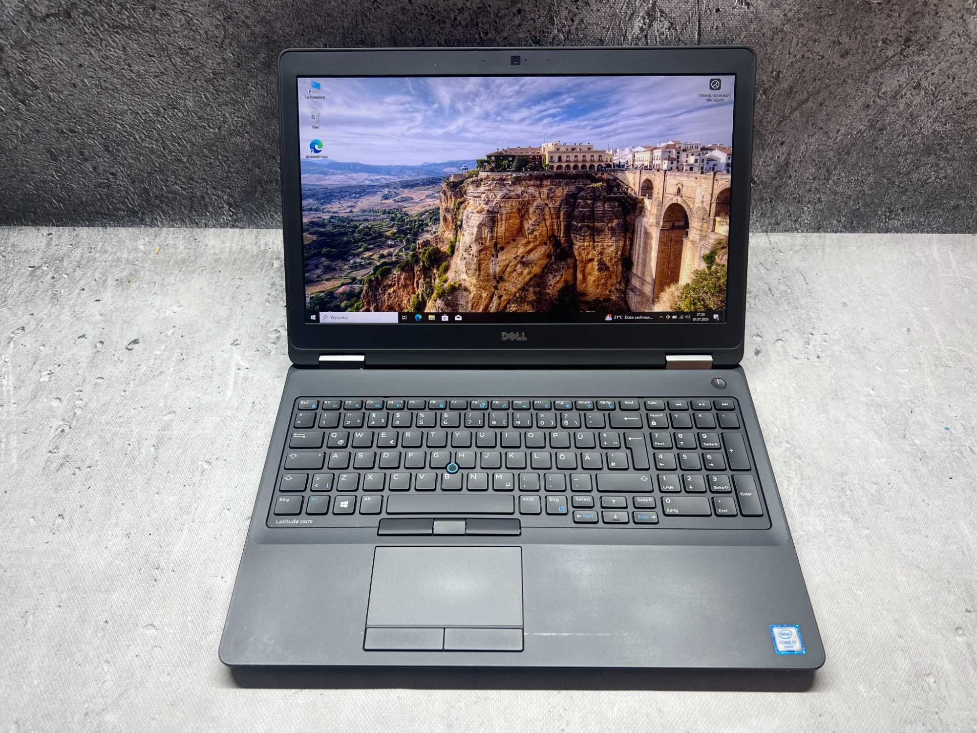 Dell Latitude E5570 / i7-6600U/ 16GB DDR4/ 512GB SSD/ R7 360 2GB/ 15.6