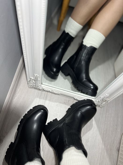 Демісезонні челсі 37, 40,41 розмір