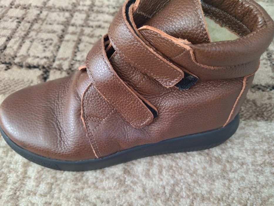 Ботинки зимние .