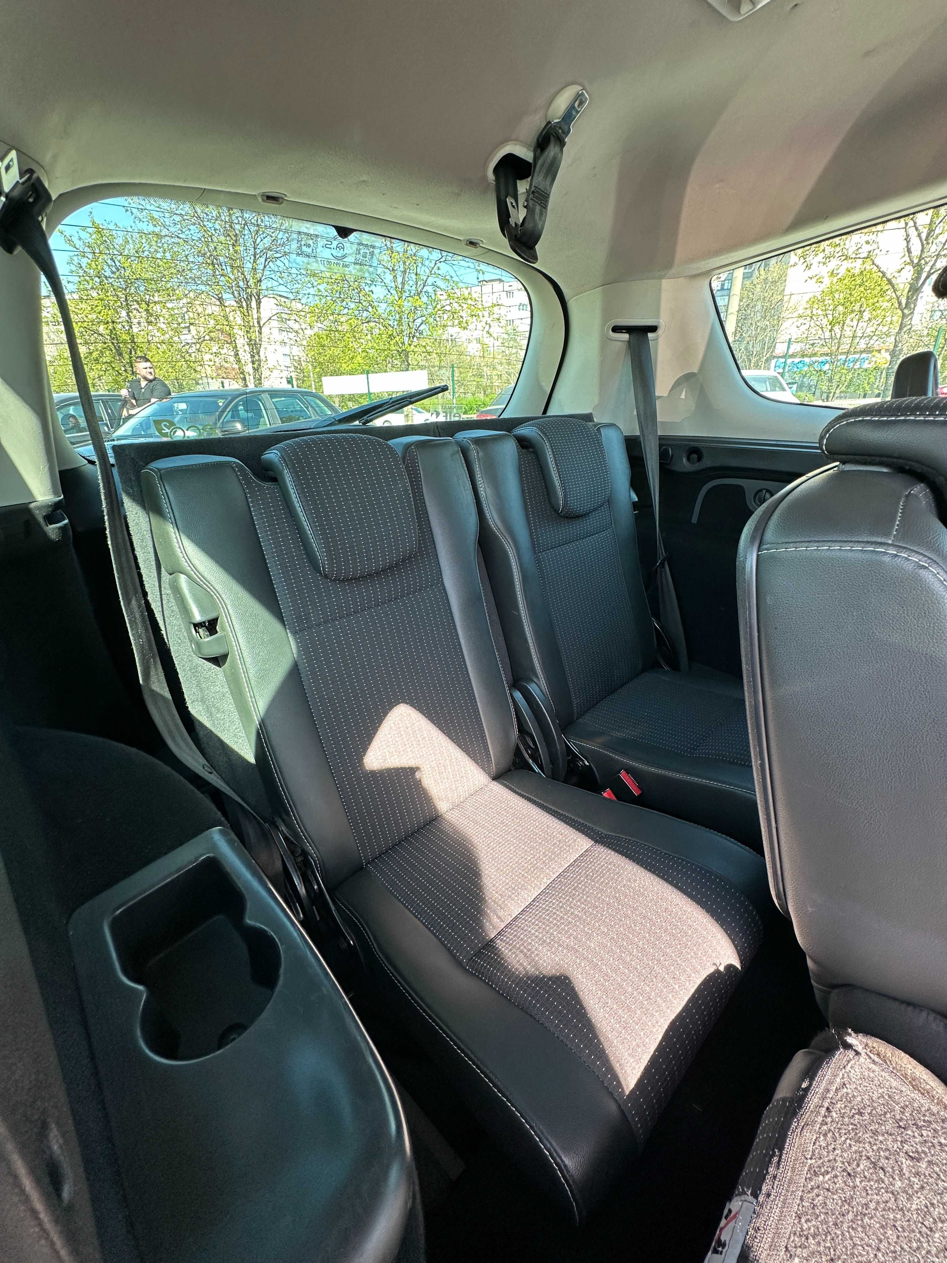 Продам Renault Grand Scenic 2012 рік можлива розстрочка,кредит,обмін!