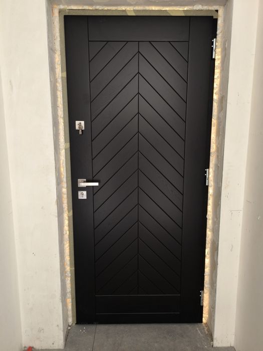 Drzwi drewniane zewnętrzne wejściowe