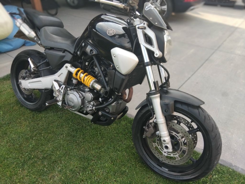 Yamaha MT03 MT-03 A2 mt07  tłumik LeoVince