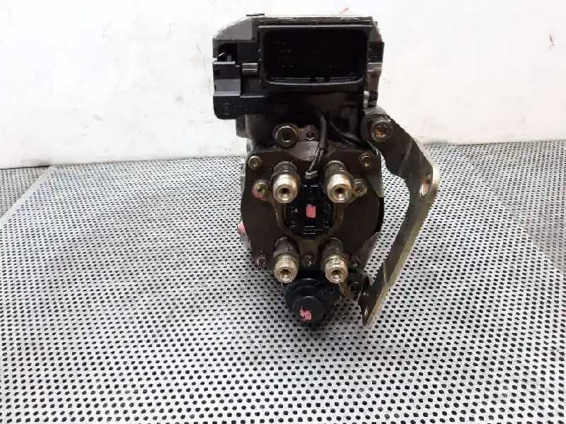 Bomba injetora Saab 9-5/9-3 2.2 DTI  D223L