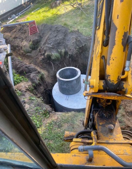 Каналізація в будинку. Копка септика, вигрібної ями с бетонних кілець.