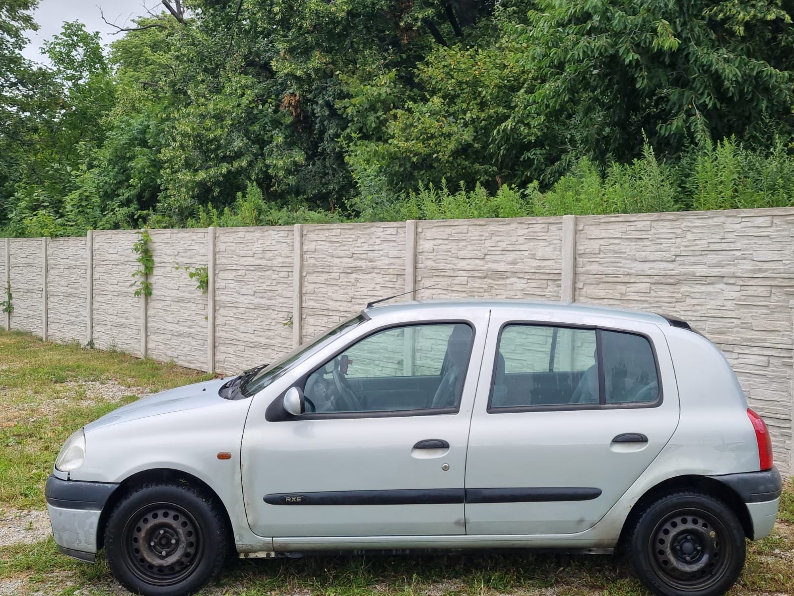 Renault Clio 1.4 benzyna 2001r < Okazja < Opłaty < Zamiana