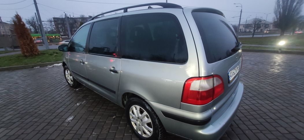 Ford Galaxy 2002, Идеальный, кому-то повезет очень.