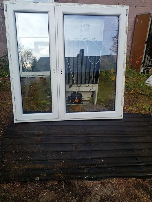 Okno 143x146 białe dwustronne polecam dwuszybowe