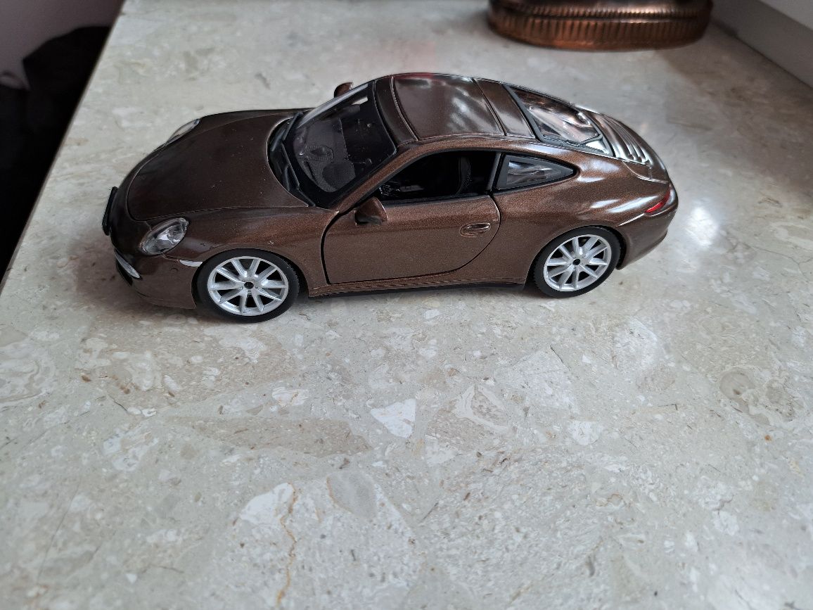 Model samochodu Porshe 911 Carrera S