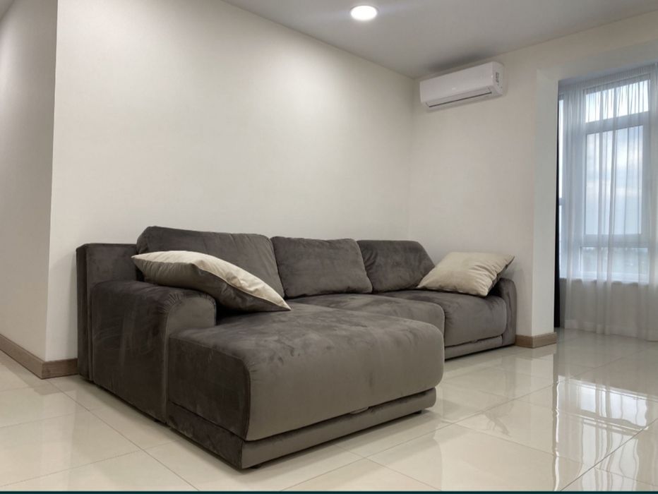 Продам двокімнатну квартиру в новобудові