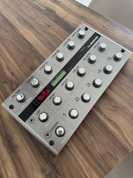 Pedaleira de Guitarra - G System da TC Eletronics