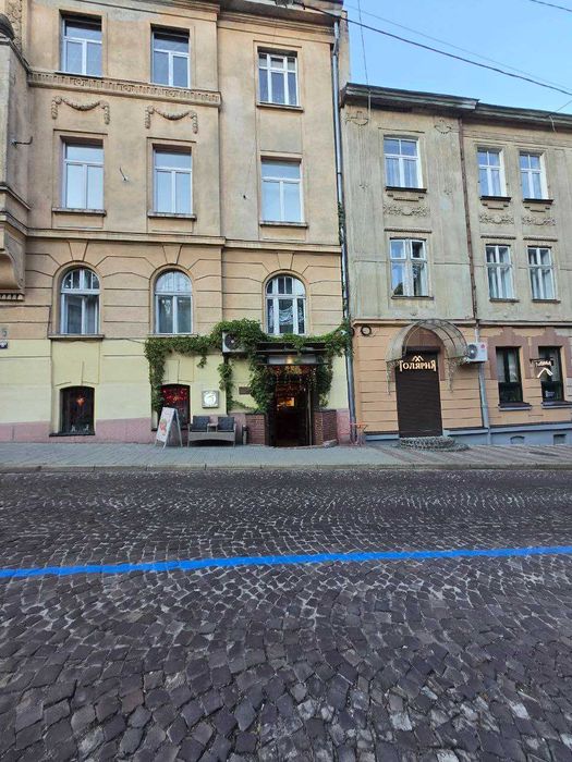 Оренда кафе по вул. Вербицького, 5 (Бандери/Коперніка). Без комісії.