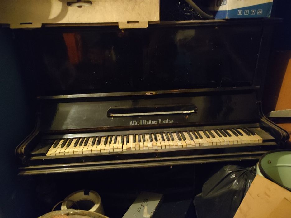 Pianino Alfred Hüttner Breslau