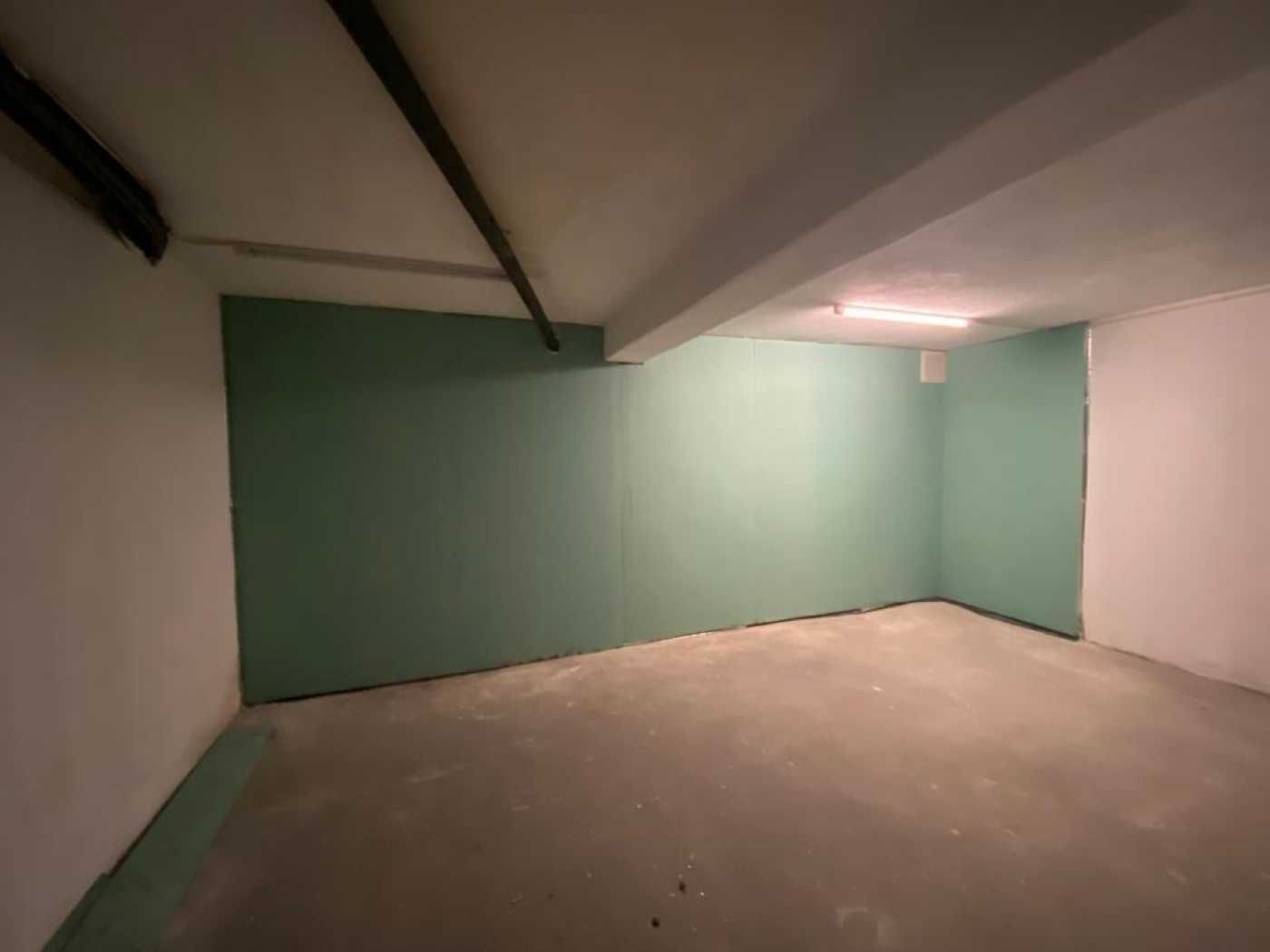 Garagem individual | 2 carros | 40m2