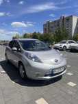 Авто Nissan Leaf 2011