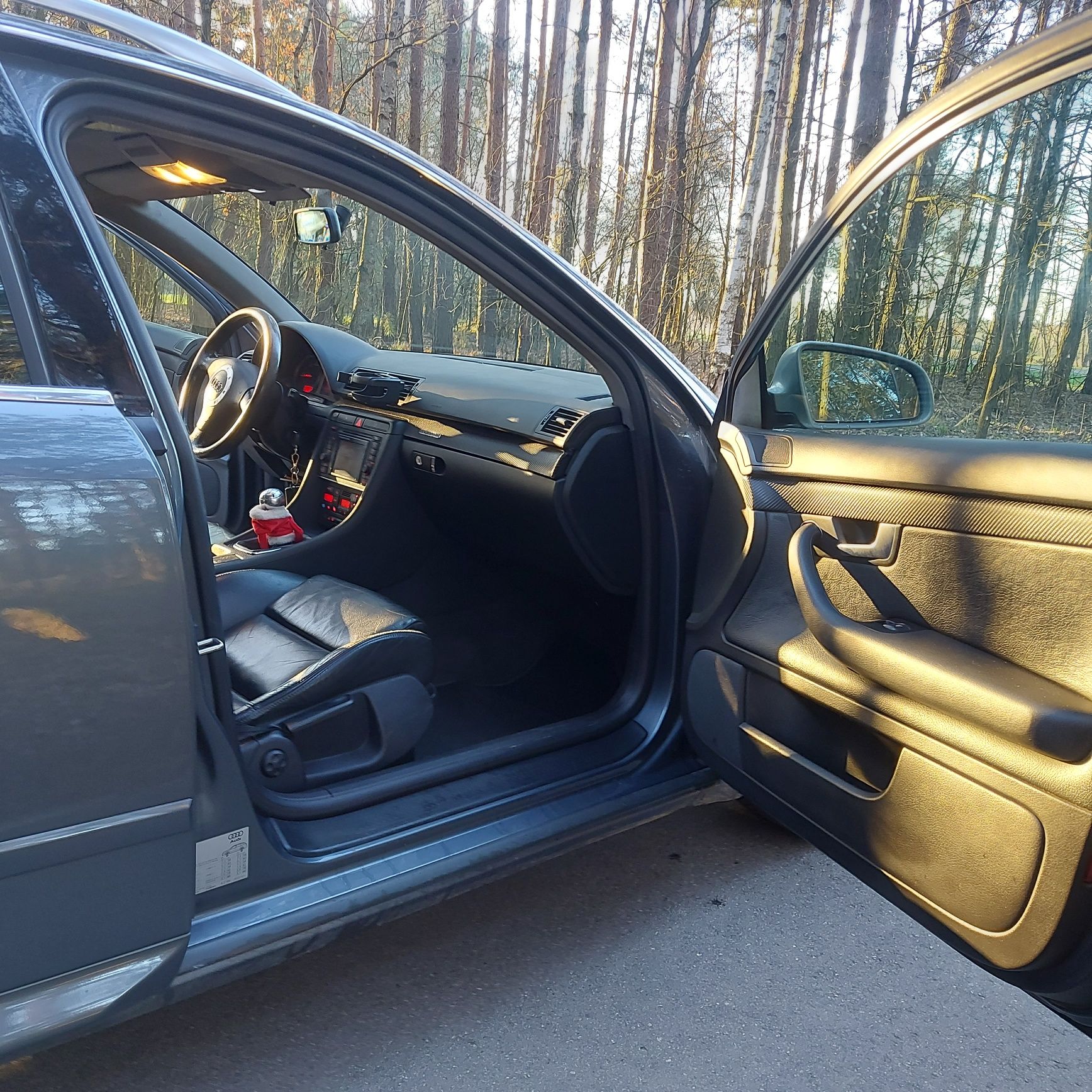 Audi a4 b6 2.5tdi v6 quattro s-line