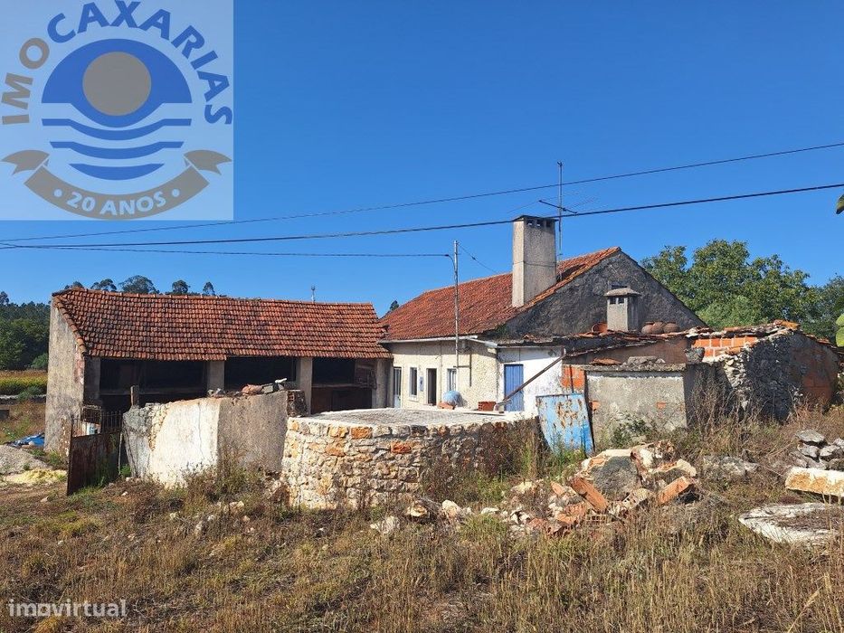 Moradia para restauro com projeto aprovado