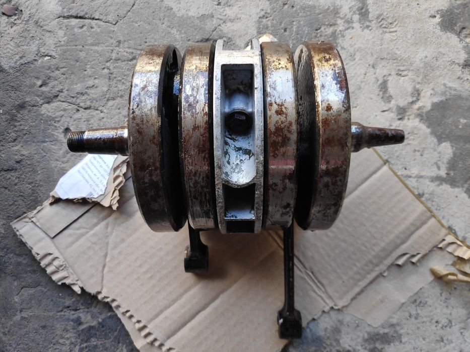 Циліндри колінвал баняк белка старушка ява