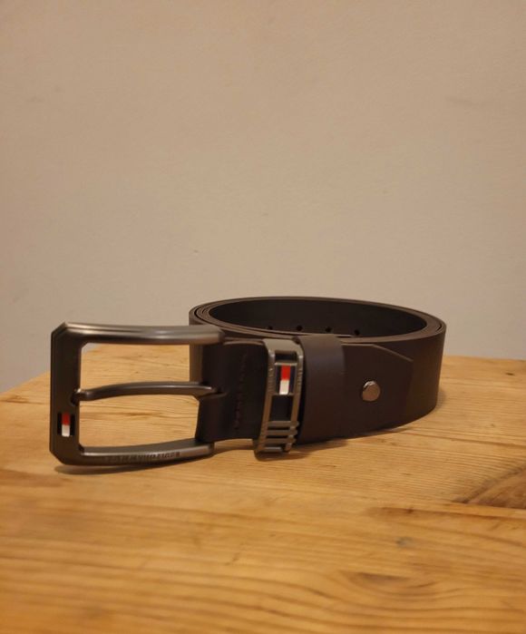 Brązowy męski skórzany pasek Tommy 130 cm