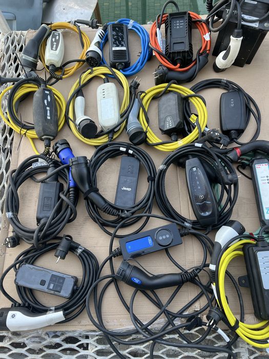 Зарядка для электромобиля.