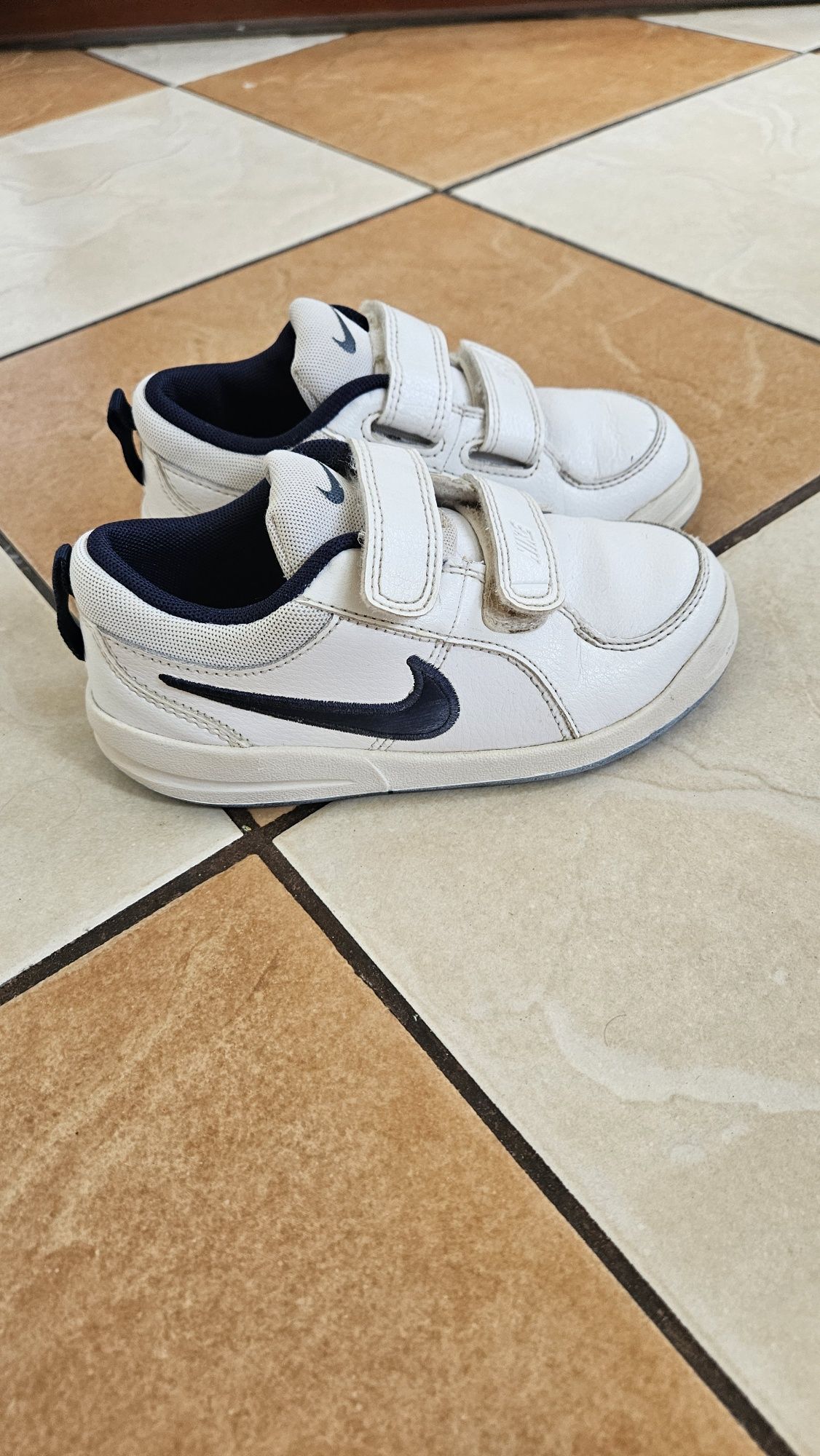 Buty sportowe Nike 26