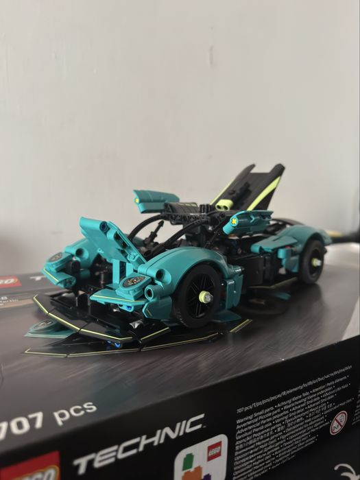 Lego Technic Aston Martin #42208
