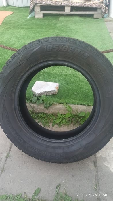 Резина на авто195/65 R15