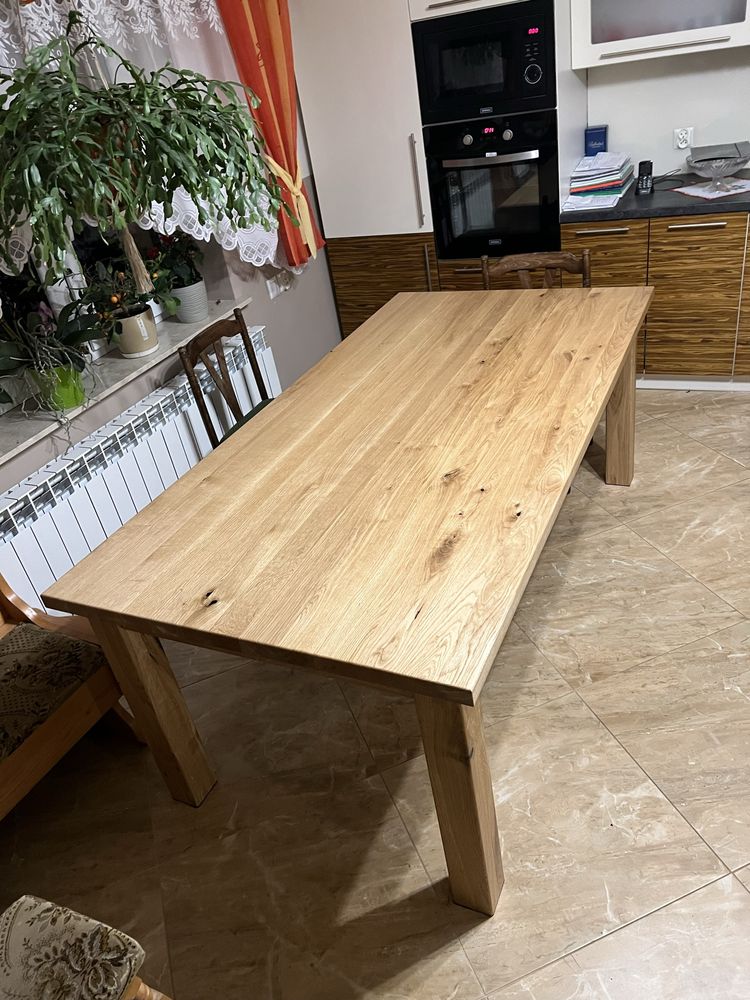 Stół dębowy duży lite drrwno