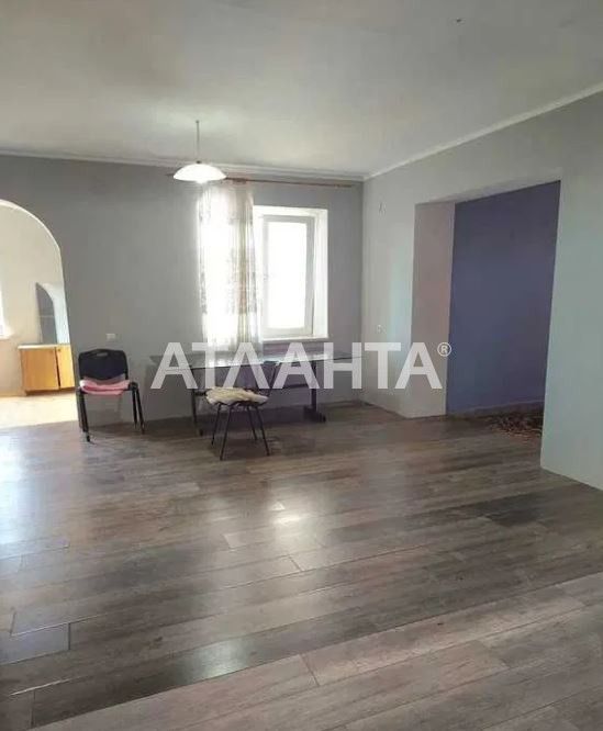 Продам дом для 2 семей в центре села Прилиманское