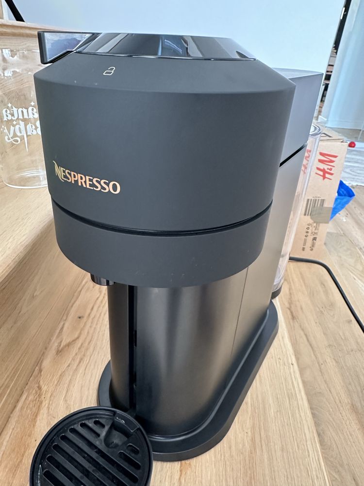 Nespresso ekspres Vertuo Next