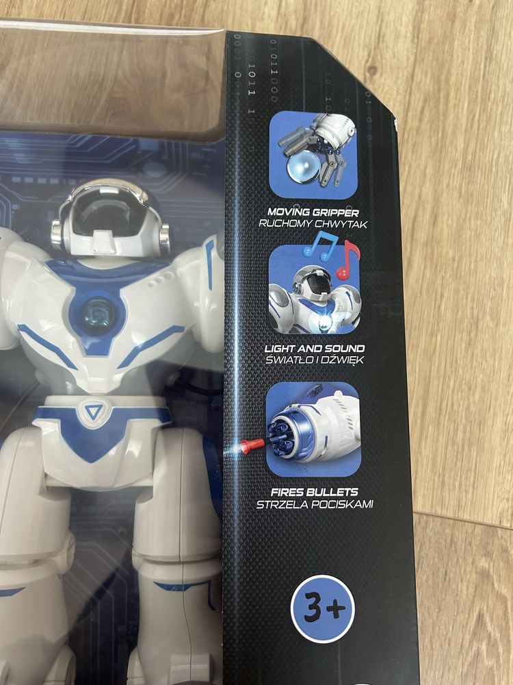 Robot interaktywny Elefun