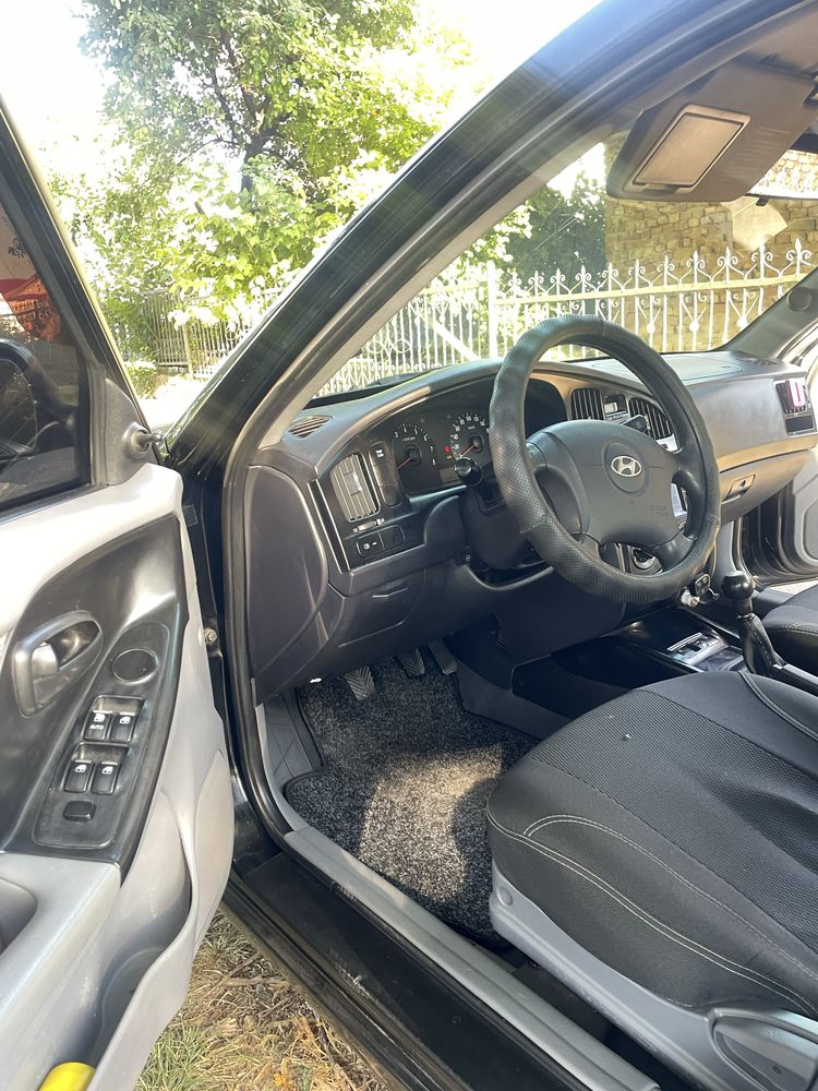 Hyndai Elantra 2006 газ/бензин 1.6