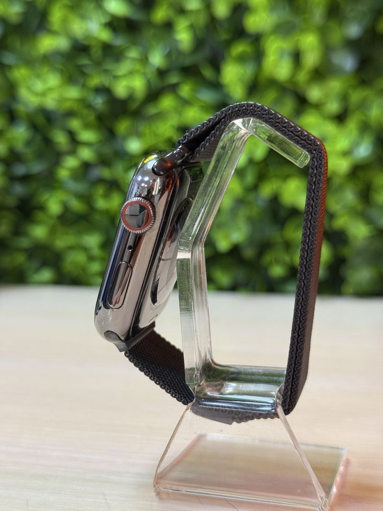 Apple Watch 7 45mm Stainless Steel Graphite