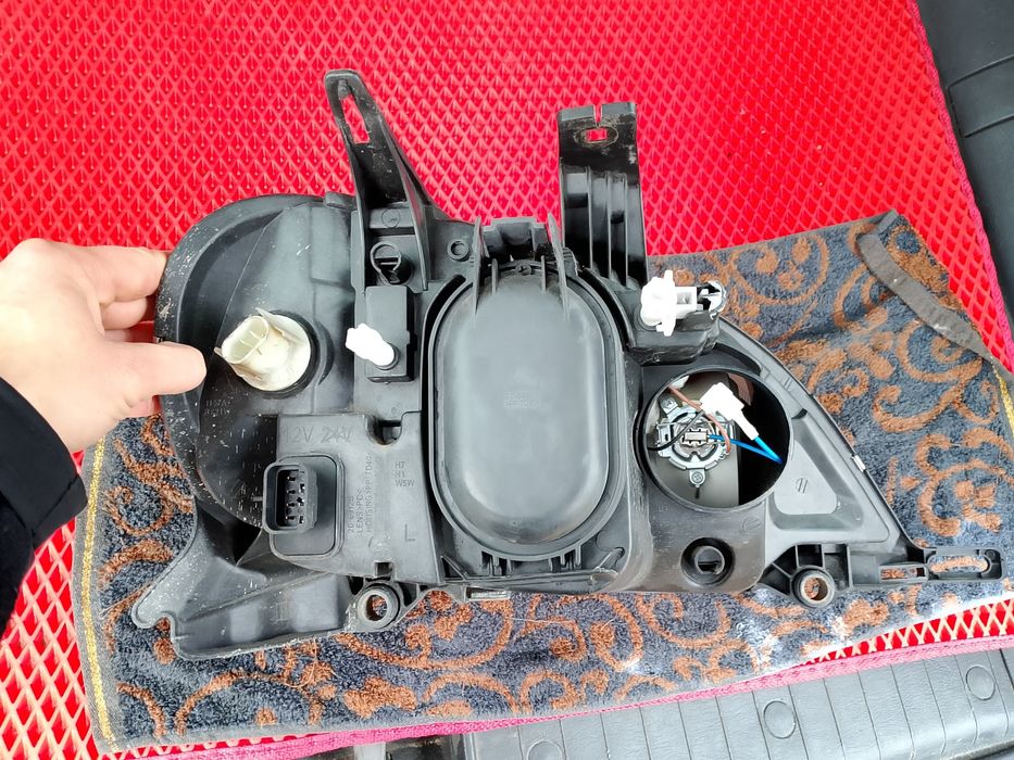 Ліва фара, дорестайл Mercedes ML w 163