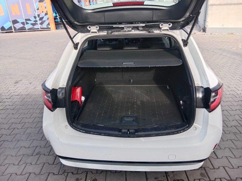 TOYOTA COROLLA HB TS Comfort 1,2 Turbo 116 KM benzyna