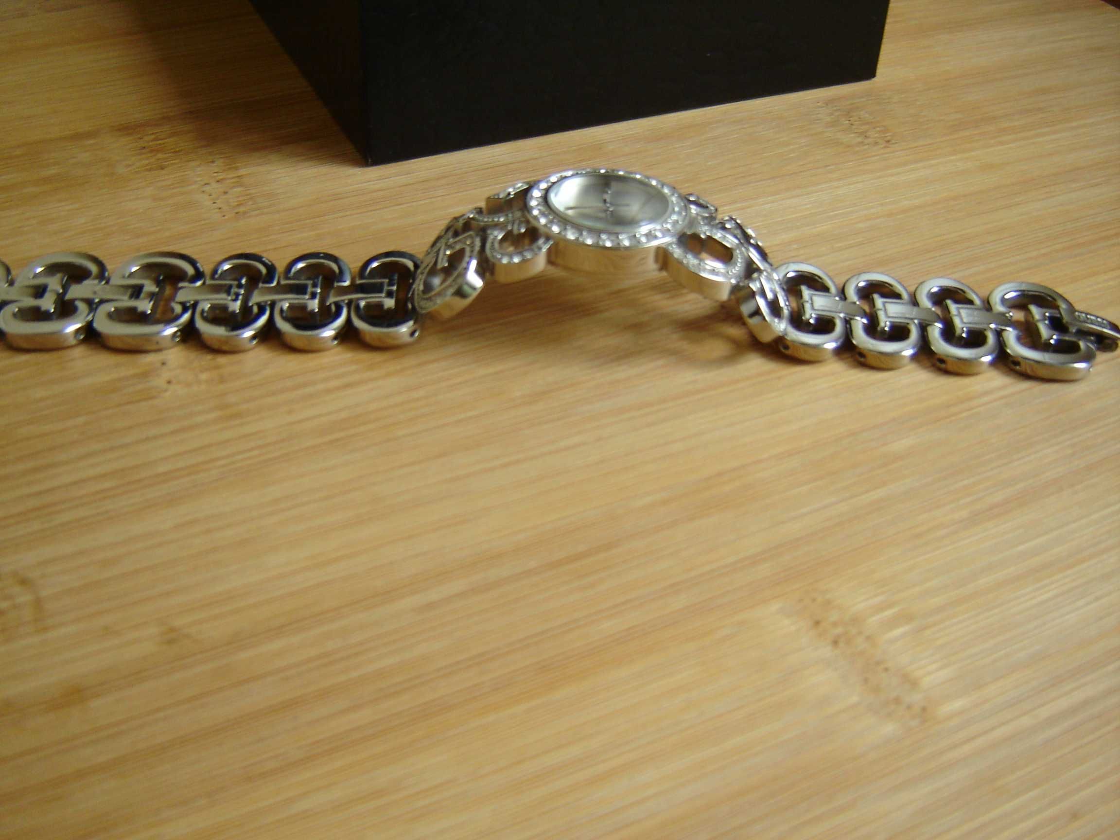 Zegarek damski Guess