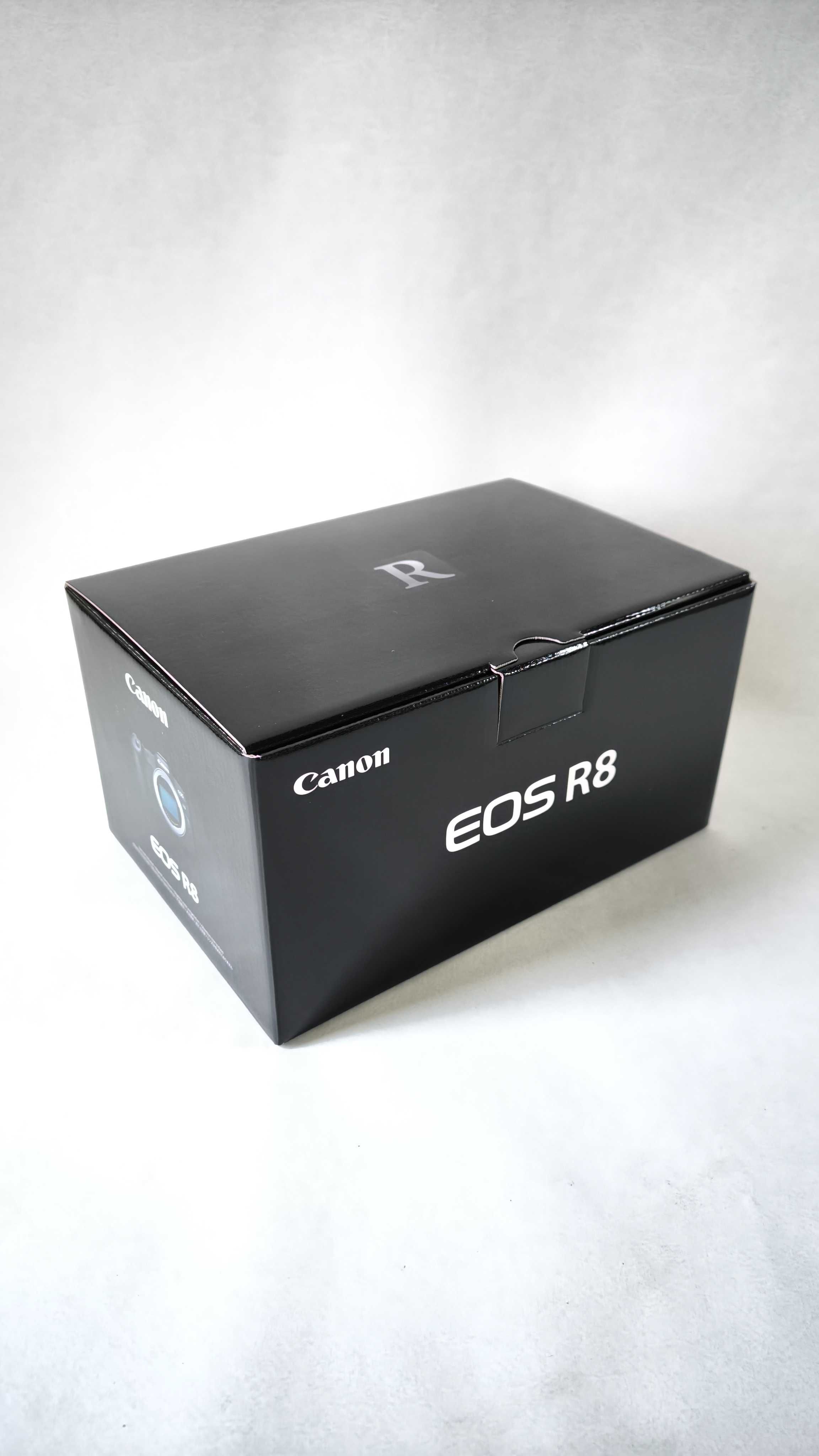 Фотоапарат Canon EOS R8 body НОВИЙ