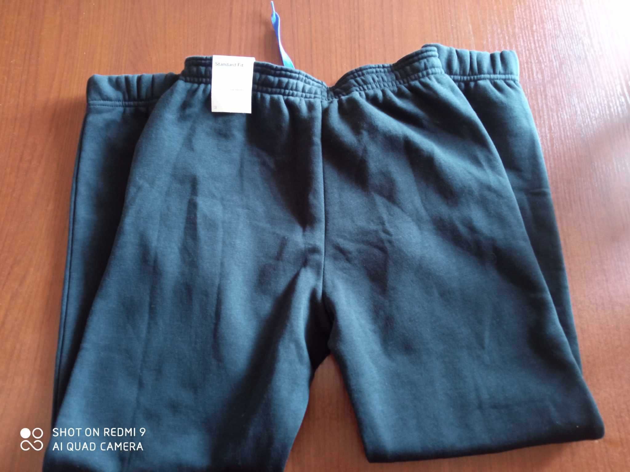 Dresy spodnie dresowe Nike DJ 9733 - 010  1 Nowe czarne 147-158