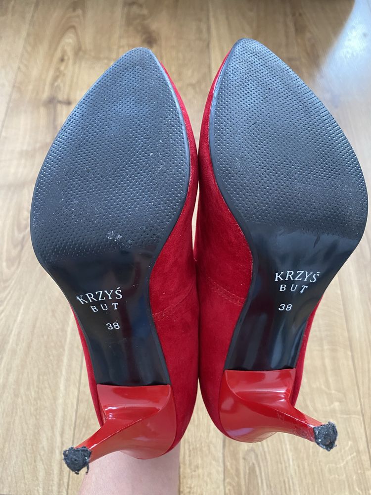Buty czółenka damskie czerwone roz 38 zamszowe