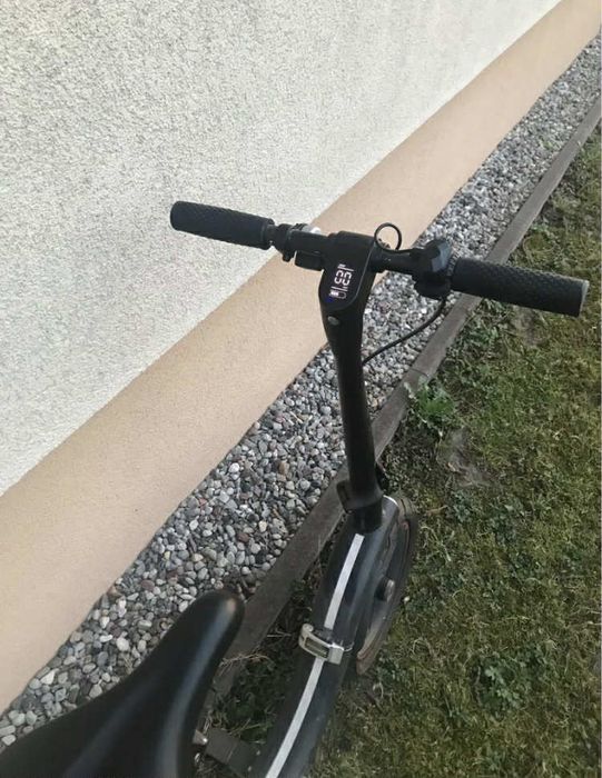 Hulajnogi elektryczne firm Pionier i Blaupunkt.Unikatowe z siedziskiem